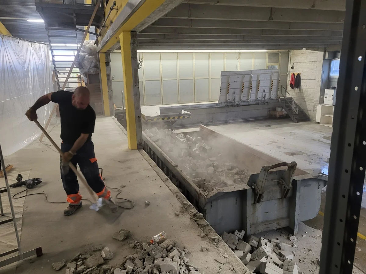 Grossangelegte Abbruch - 3